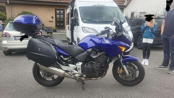 Honda CBF 600cc, street / classic
