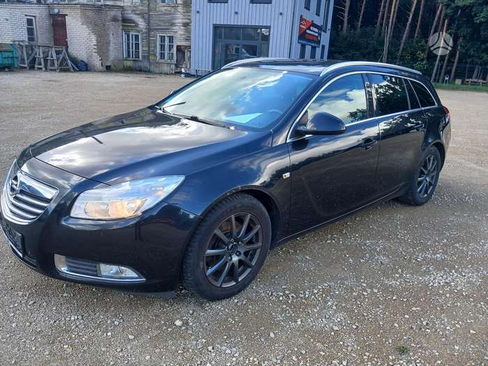 Opel Insignia, 2.0 l., wagon