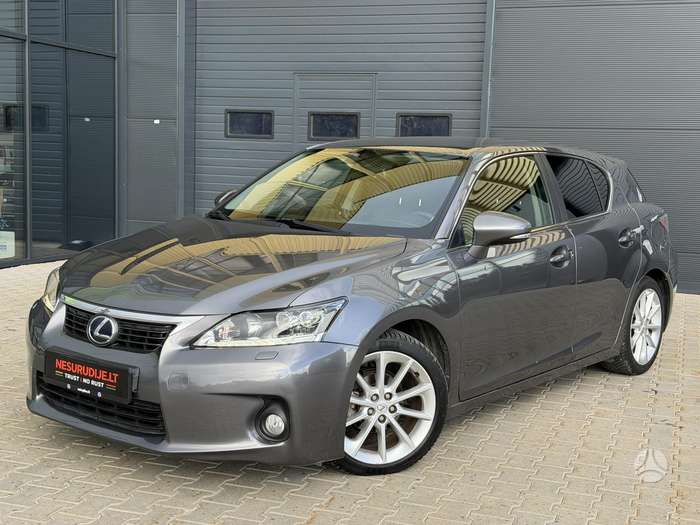 Lexus CT 200h, 1.8 l., hatchback