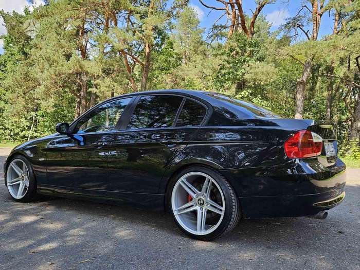 BMW 320, 2.0 l., Седан