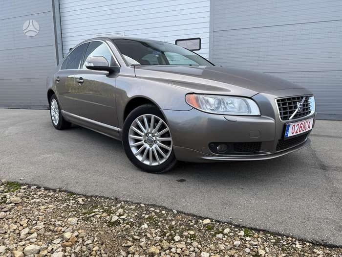Volvo S80, 2.4 l., Седан