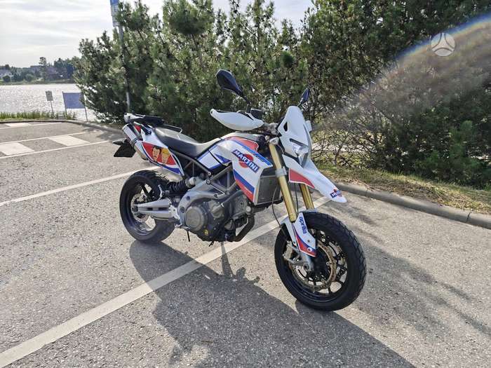 Aprilia Dorsoduro 750cc, supermoto / супермото