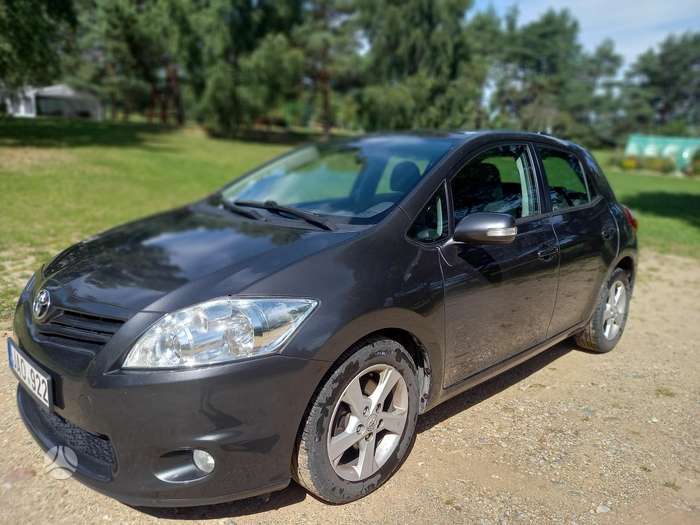 Toyota Auris, 2.0 l., Хэтчбек