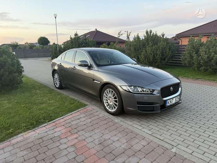 Jaguar XE, 2.0 l., Седан