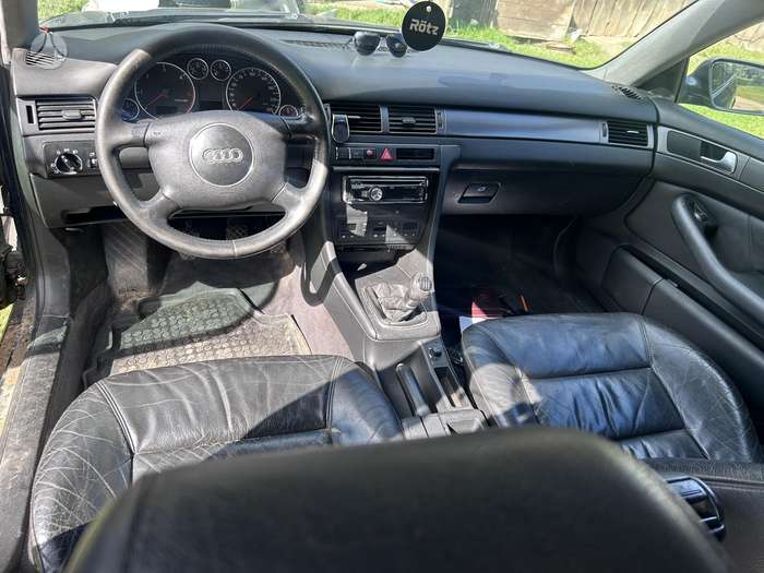 Audi A6, 1.9 l., universalas