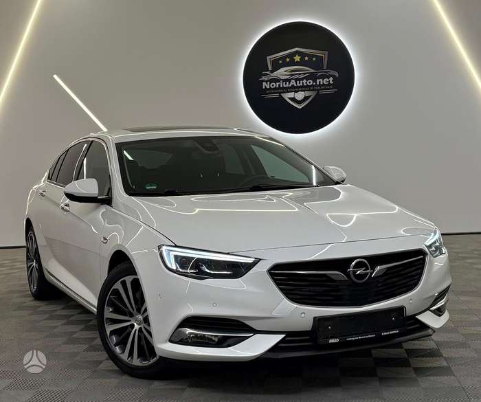 Opel Insignia, 2.0 l., Седан