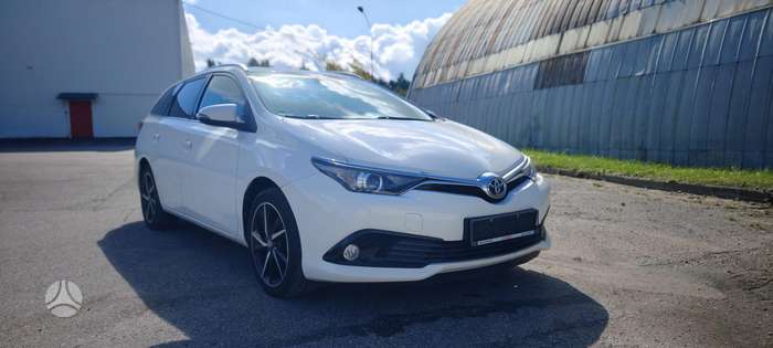 Toyota Auris, 1.2 l., wagon