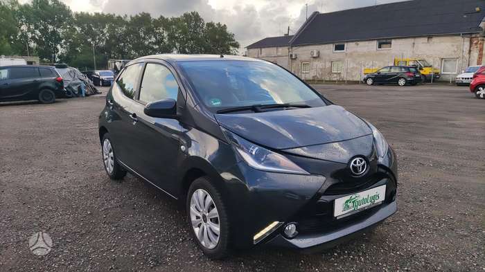Toyota Aygo, 1.0 l., hatchback