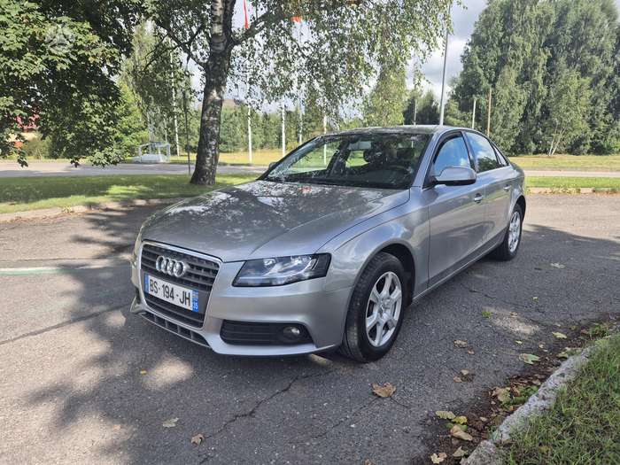 Audi A4, 2.0 l., Седан