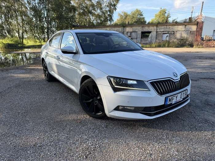 Skoda Superb, 2.0 l., hatchback