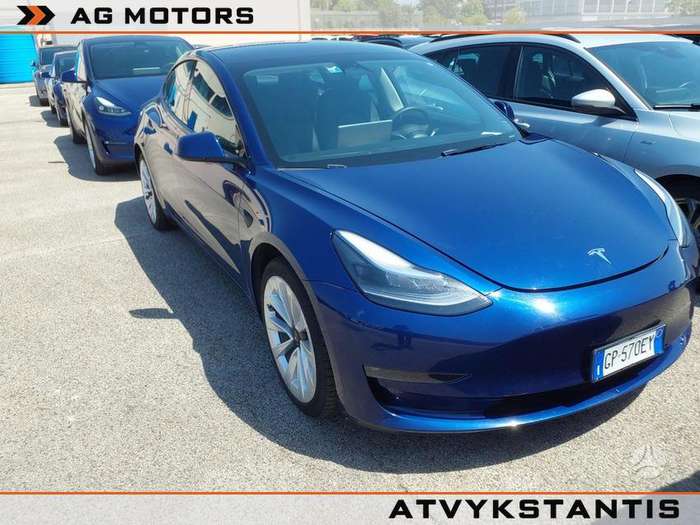 Tesla Model 3, hečbekas