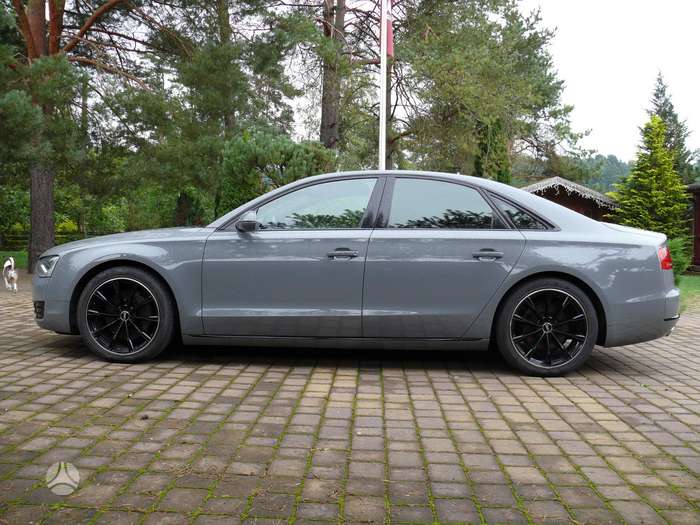 Audi A8, 3.0 l., Седан