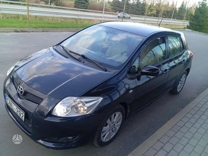 Toyota Auris, 2.0 l., hatchback