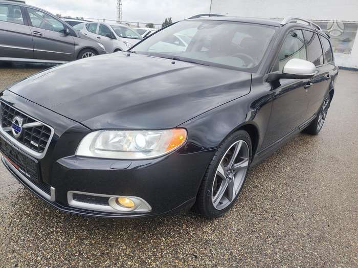 Volvo V70, 2.0 l., Универсал