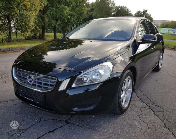 Volvo S60, 1.6 l., Седан