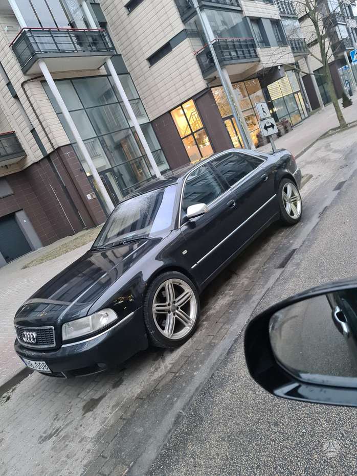 Audi S8, 4.2 l., sedanas