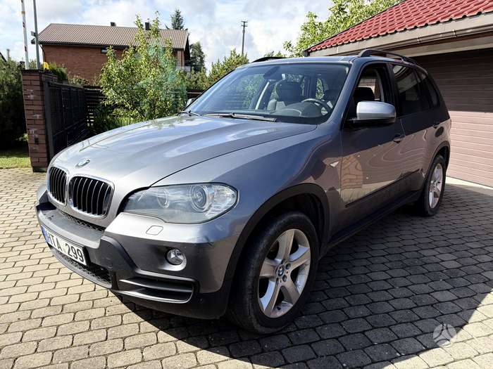 BMW X5, 3.0 l., Минивэн