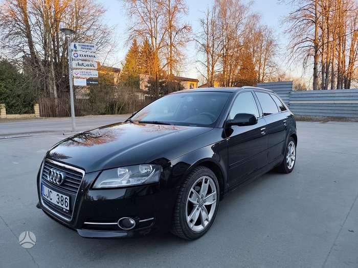 Audi A3, 1.6 l., Хэтчбек