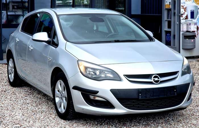 Opel Astra, 1.6 l., Хэтчбек