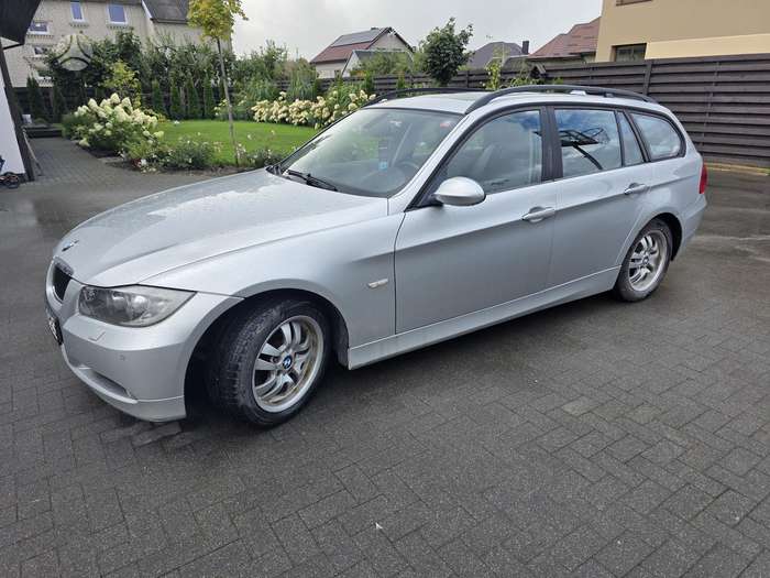 BMW 320, 2.0 l., wagon