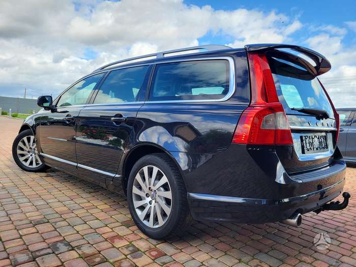 Volvo V70, 2.0 l., wagon