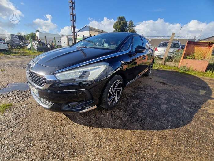 Citroen DS5, 2.0 l., Хэтчбек