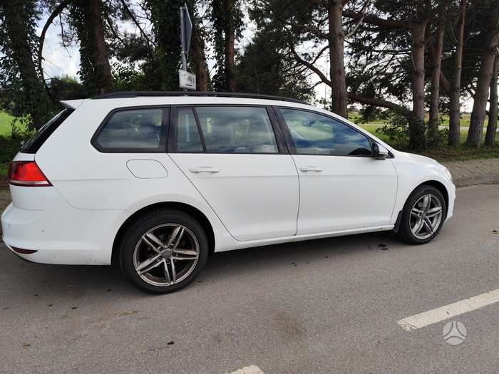 Volkswagen Golf, Универсал