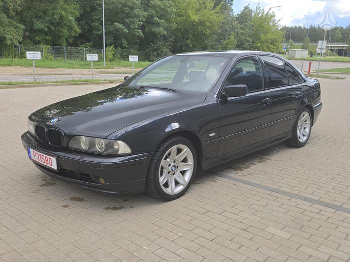 BMW 525, 2.5 l., Седан