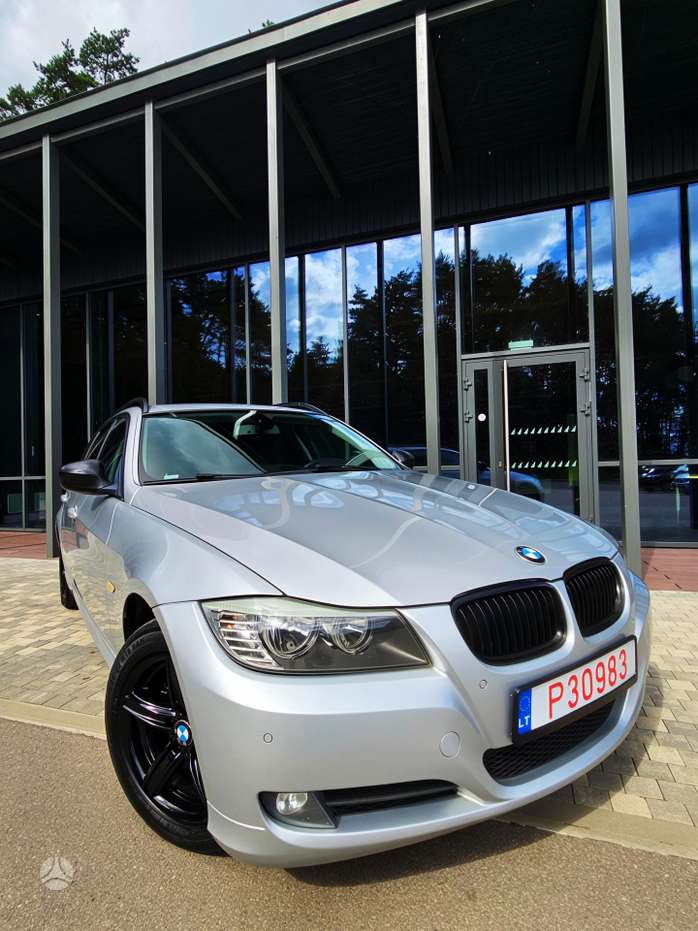 BMW 320, 2.0 l., wagon