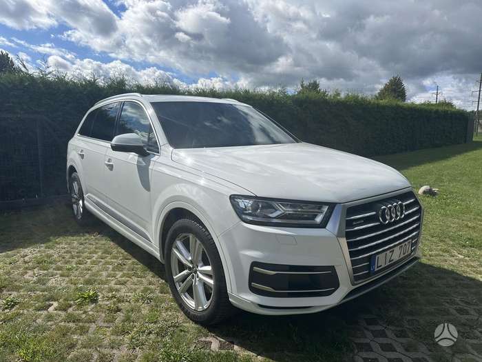 Audi Q7, 3.0 l., off-road / crossover