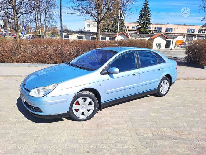 Citroen C5, 2.0 l., hatchback