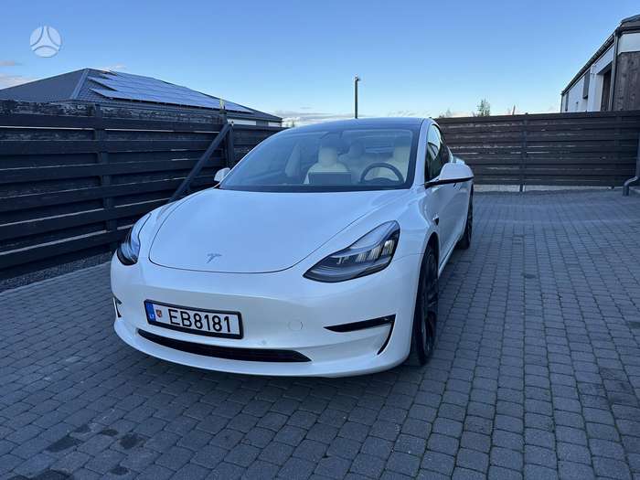 Tesla Model 3, 81 kWh, hečbekas
