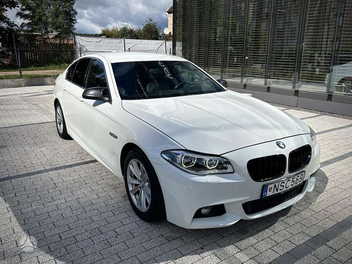BMW 520, sedanas