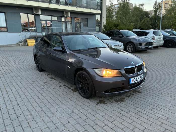 BMW 320, 2.0 l., Седан