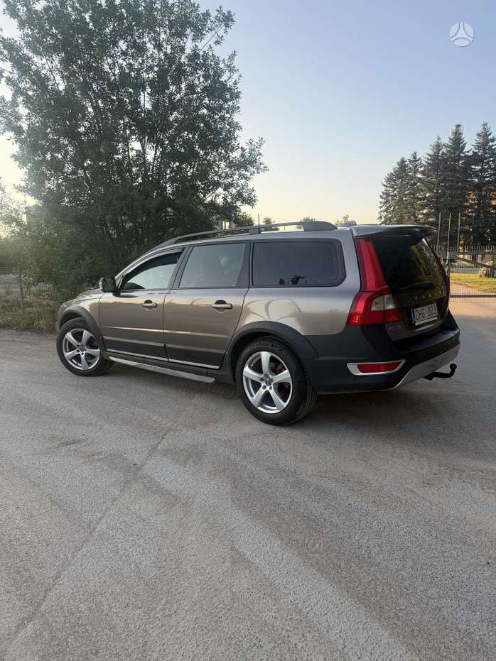 Volvo XC70, 2.4 l., wagon