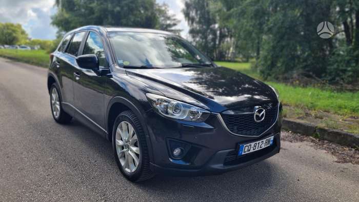 Mazda CX-5, 2.2 l., off-road / crossover