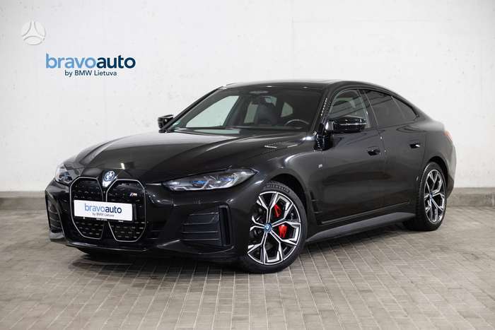 BMW i4, 84 kWh, hatchback