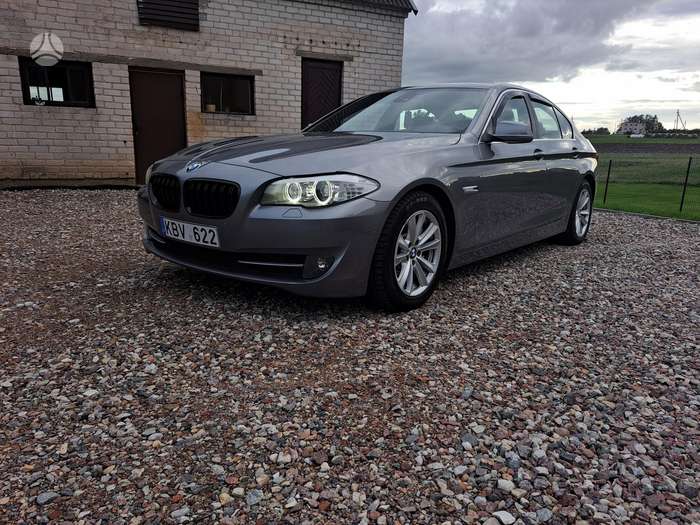 BMW 525, 3.0 l., Седан