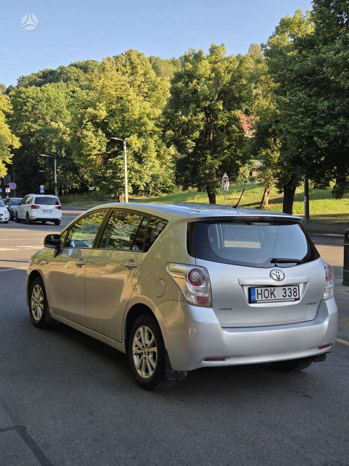 Toyota Verso, 2.0 l., Минивэн