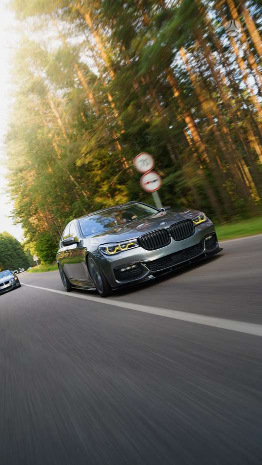 BMW 740, 3.0 l., Седан