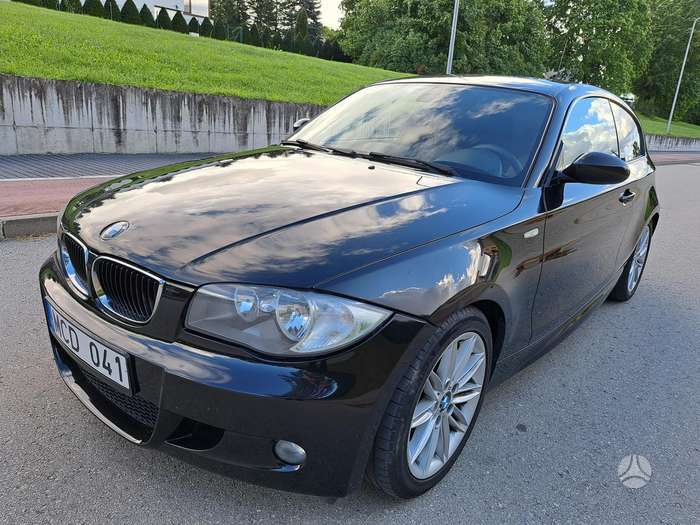 BMW 118, 2.0 l., hatchback