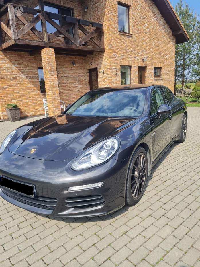 Porsche Panamera, 3.0 l., Хэтчбек