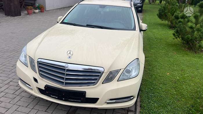 Mercedes-Benz E200, 2.1 l., Универсал