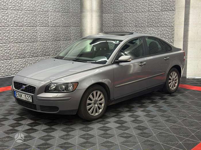 Volvo S40, 2.4 l., Седан