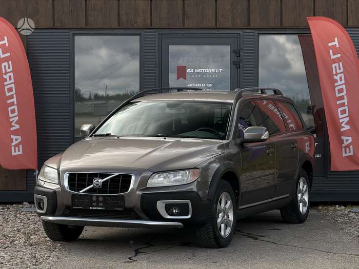 Volvo XC70, 2.4 l., wagon
