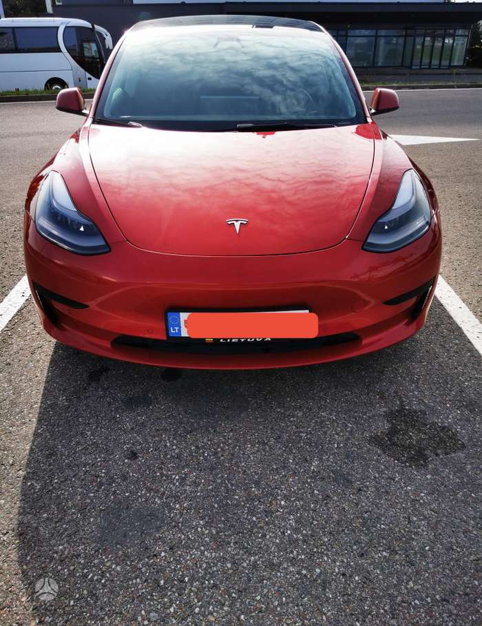 Tesla Model 3, 60 кВт·ч, Седан