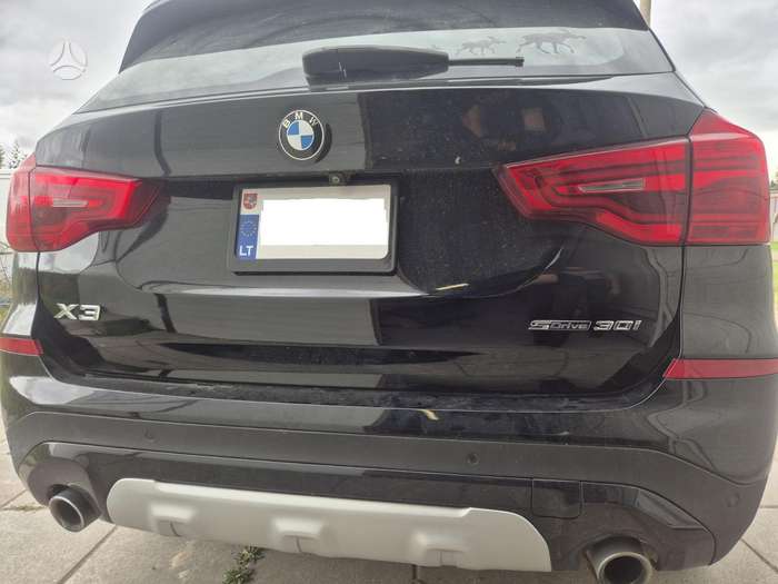 BMW X3, 2.0 l., Минивэн