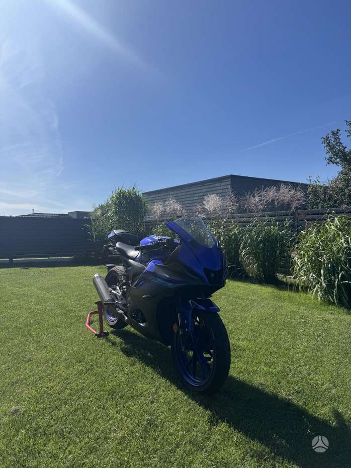 Yamaha YZF 125cc, superbikes