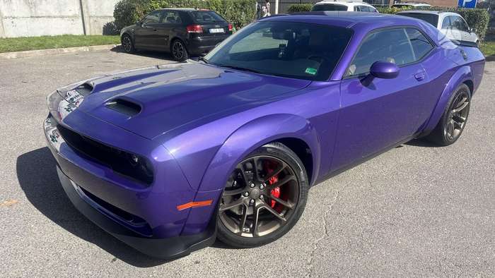 Dodge Challenger, 6.2 l., Седан