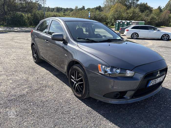 Mitsubishi Lancer, 1.8 l., hatchback